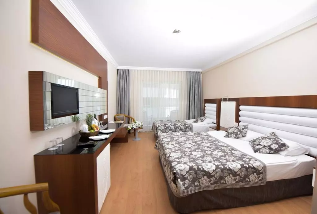 throne seagate_antalya_shabavizparvaz_15.jpg throne seagate_antalya_shabavizparvaz_15.jpg